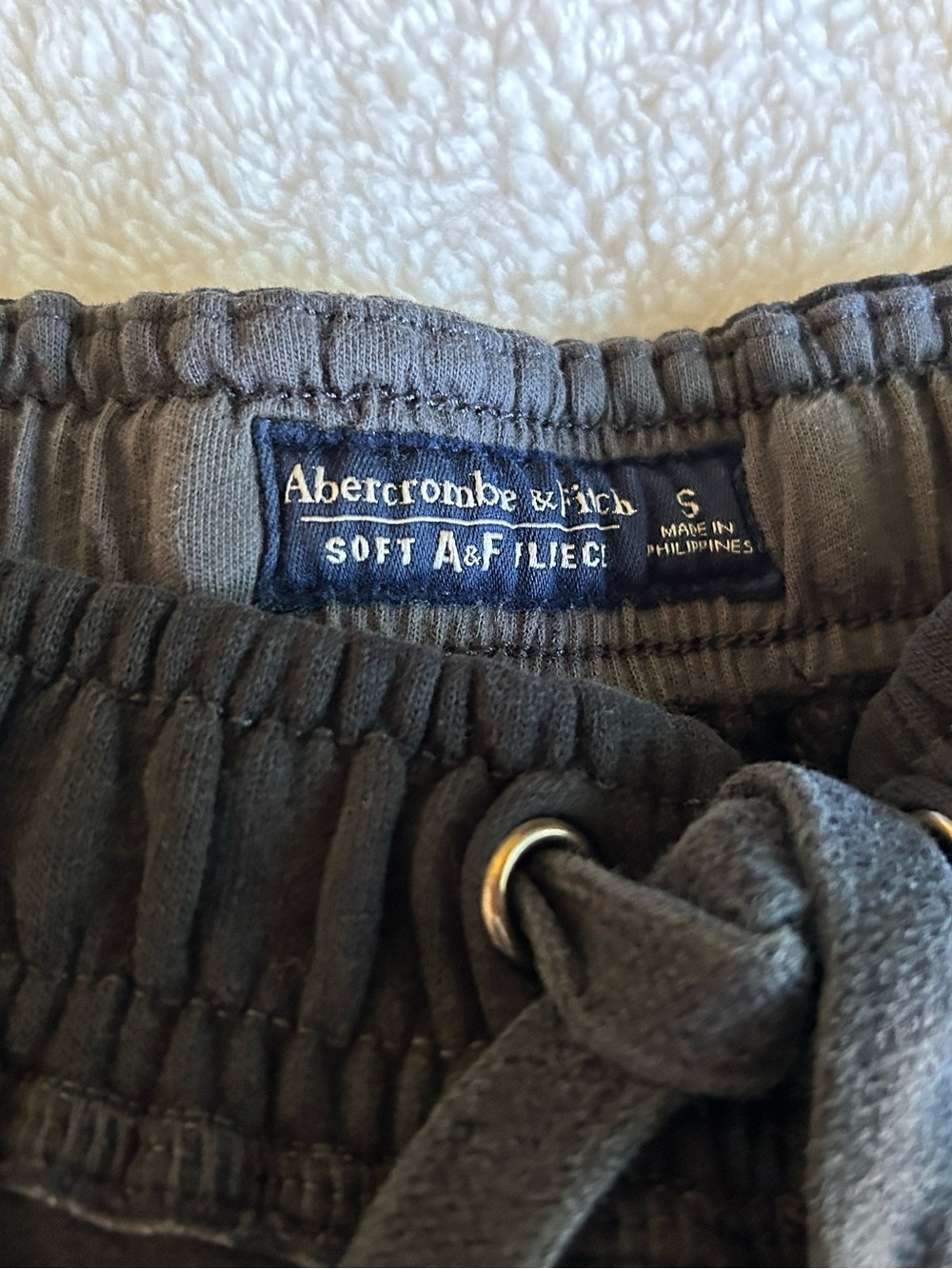 Abercrombie High Neck Sweatshirt & Sweatpants - Picture 7 of 14